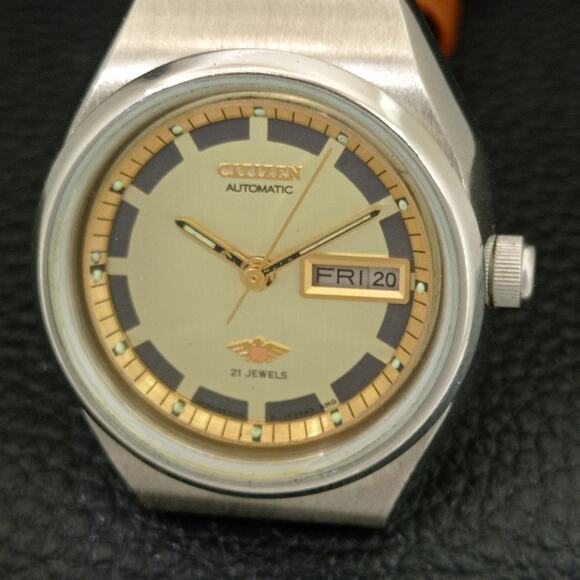 Vintage 1987 Citizen Automatic Womans Silver Watch W/daydate & Gold accents main image 5